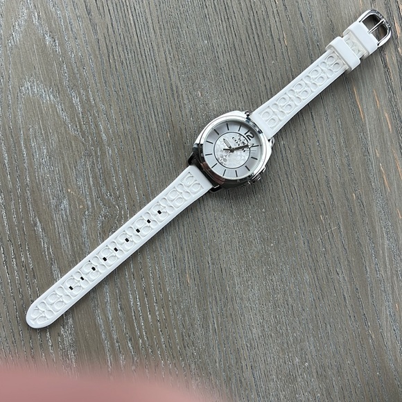 Coach Ladie's Watch White - Picture 4 of 4